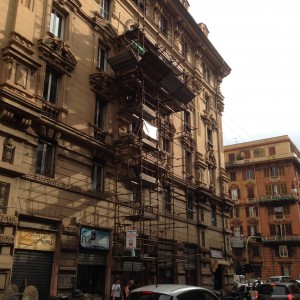 impalcatura in via Invrea